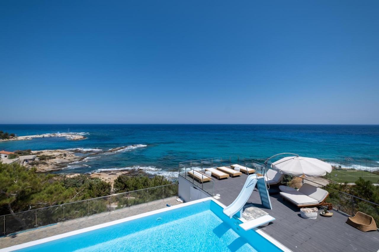 Icarus Luxury Beachfront Villa Gialiskari  Экстерьер фото