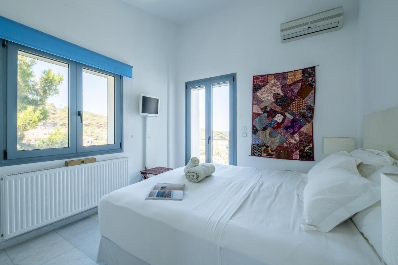 Icarus Luxury Beachfront Villa Gialiskari  Экстерьер фото
