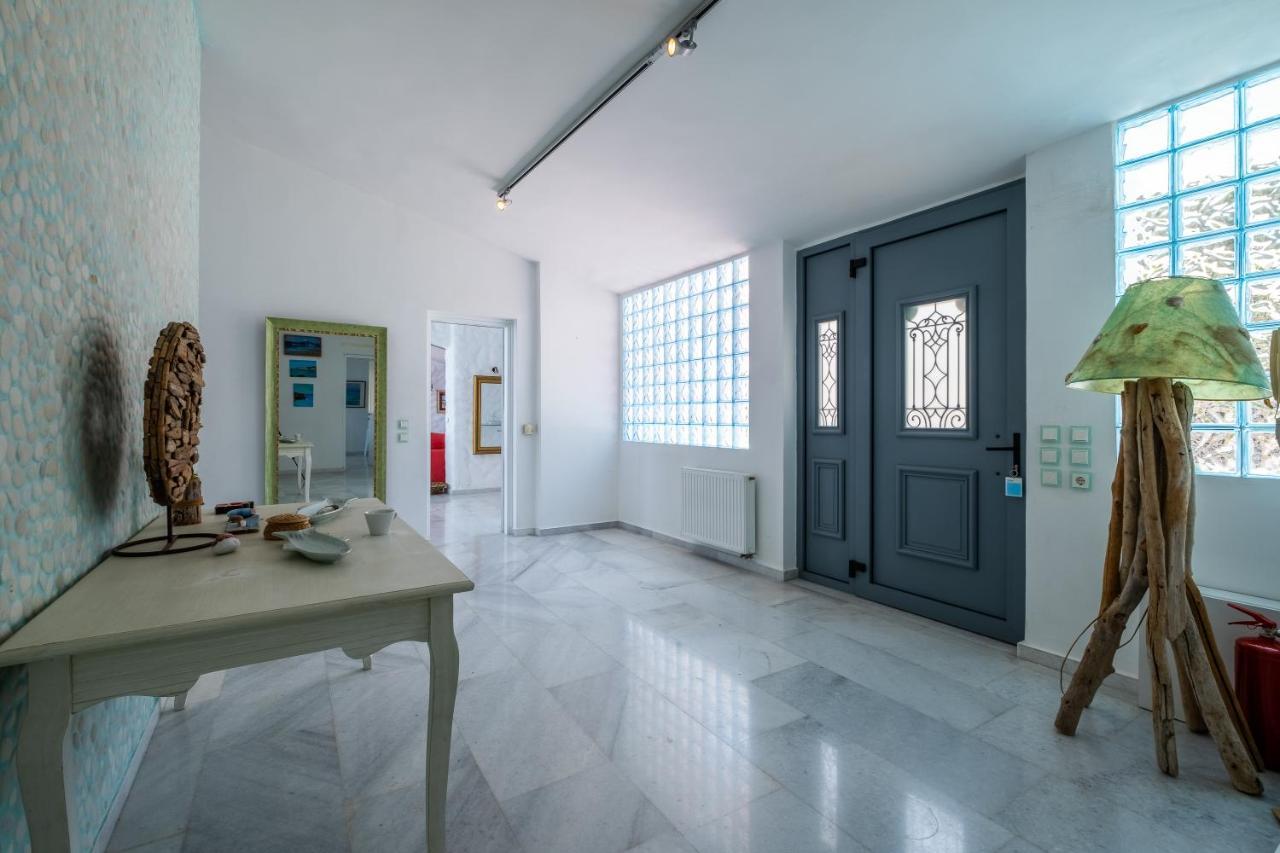 Icarus Luxury Beachfront Villa Gialiskari  Экстерьер фото